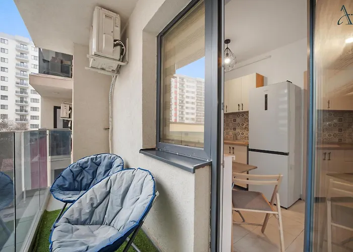 Iacobescu * בוקרשט